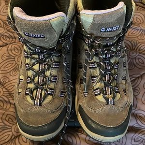 Hi Tec Hiking Boots